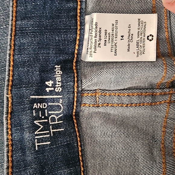 Time & Tru jeans - Picture 2 of 3